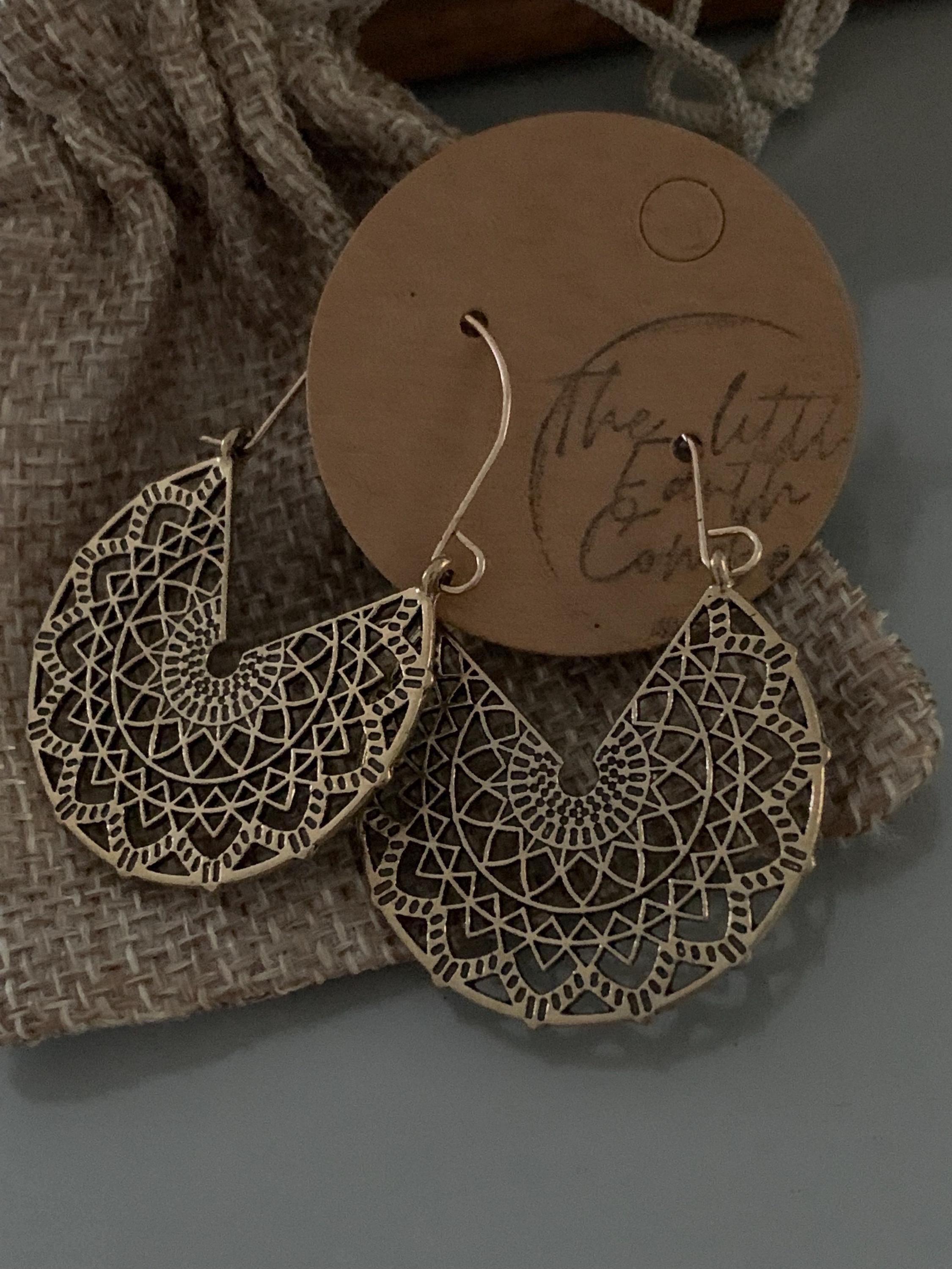 Orecchini a cerchio grandi in filigrana zingara boho in argento
