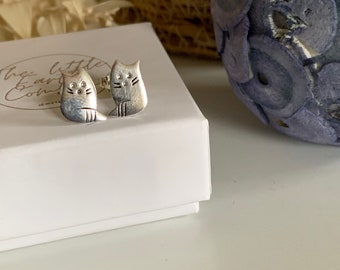 925 Sterling Silver Cat Stud earrings, Cat Earrings, Cat Studs, Cat Jewellery, Silver earring, Stud Earring, Sterling Silver Earring