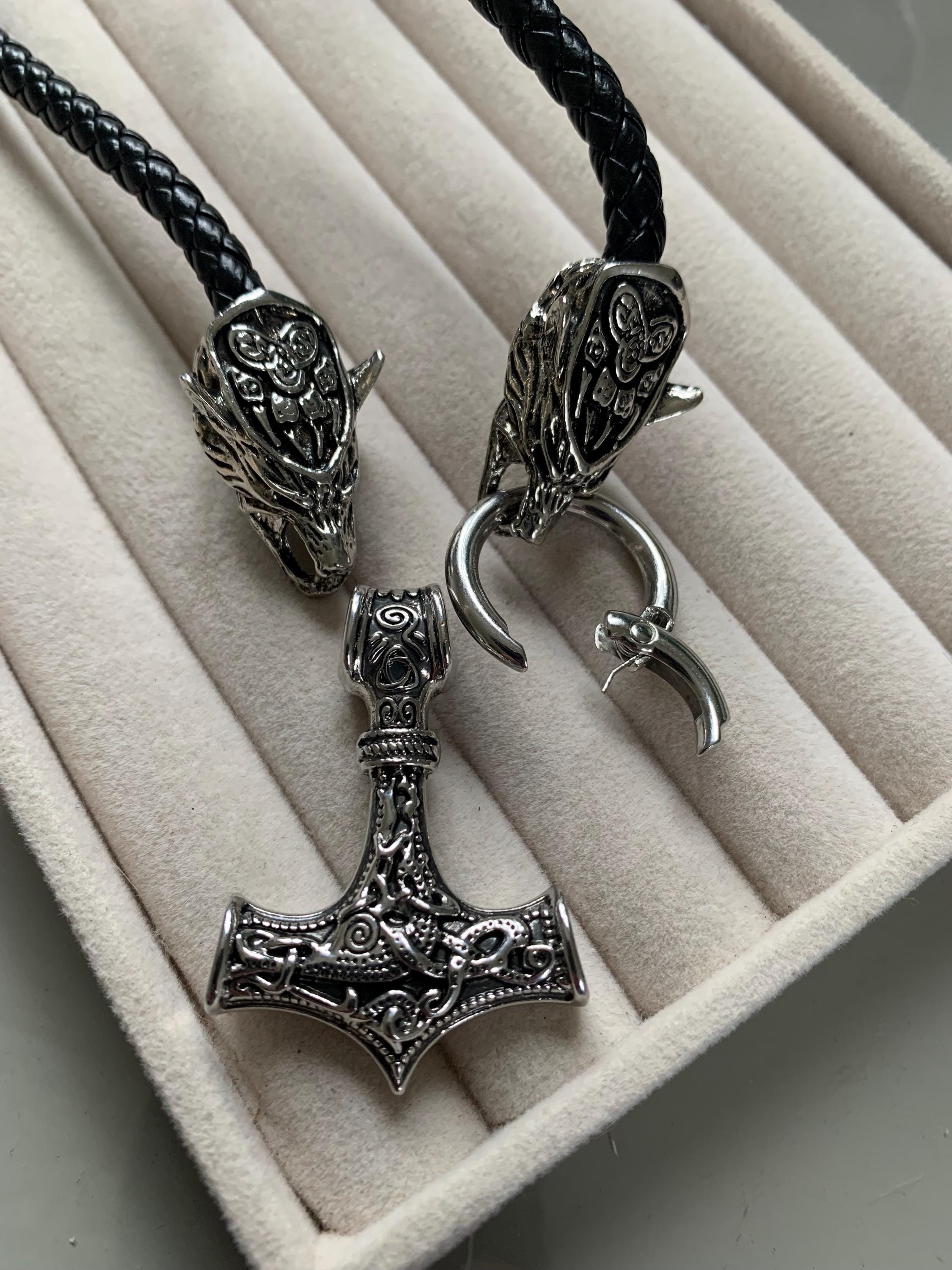 Collana Lupo da Uomo, Collana con ciondolo a testa di lupo vichingo nordico con catena da 23,6 pollici, collana con etichetta lupo antico, collana amuleto totem lupo retrò, Acciaio inossidabile