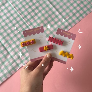 Cute Colourful Flower Power Squiggle Polymer Clay Hair Clips - Cute, Hair Accessories, Hairclips, Flower accessories, Kawaii, Flower clips