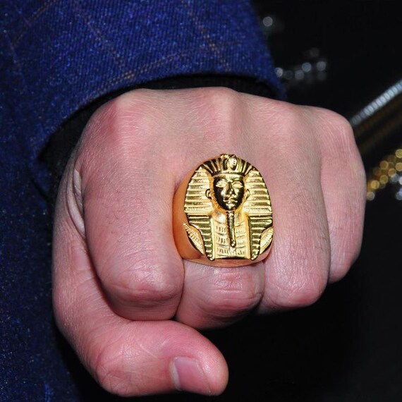 Gold pharaoh ring deals
