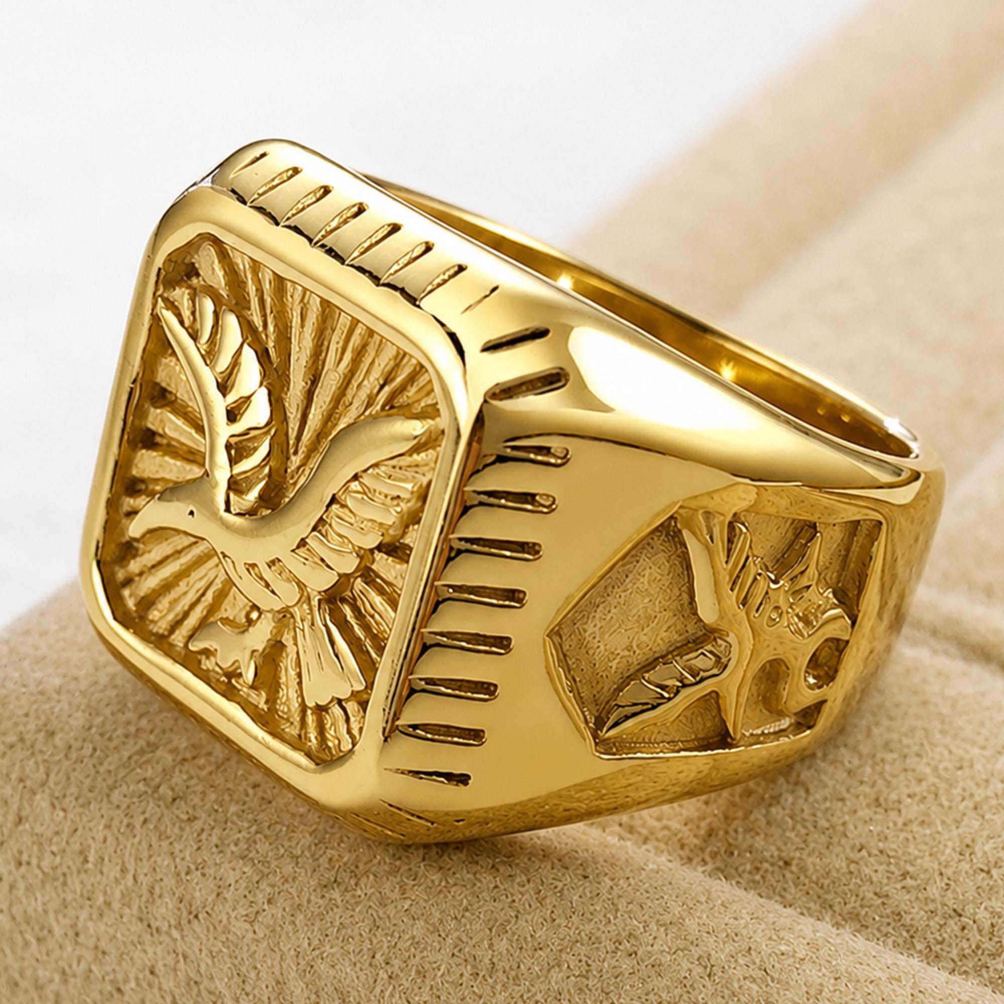 14 Kt, 18 Kt & 22 Kt Hallmark Yellow Gold Flying Eagle Men's Ring