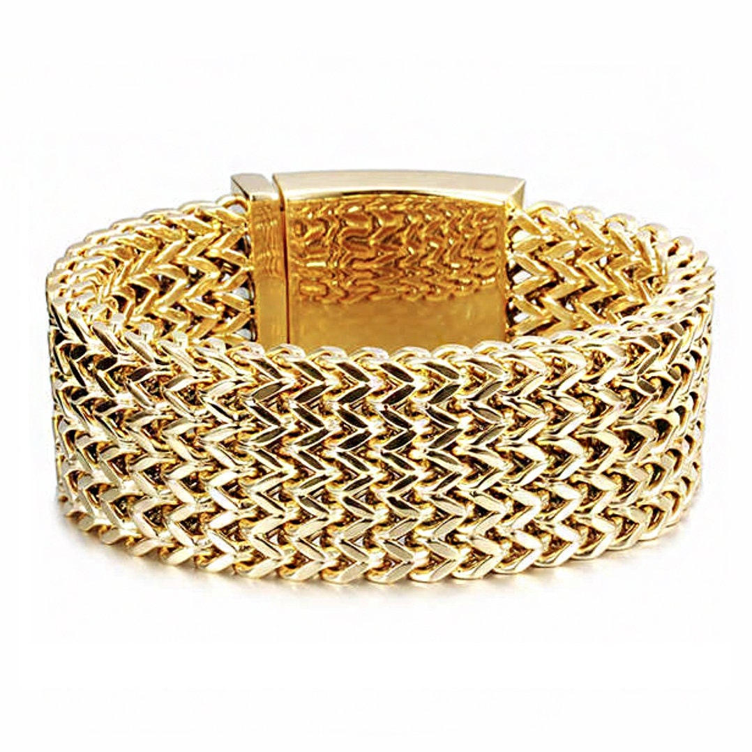 Latest 2023 tanishq gold gents bracelet 38,600₹ onwards | lightweight to  heavy weight mens bracelet - YouTube