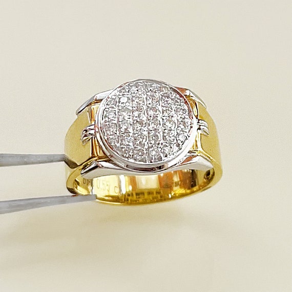 TwoBirch Men's Wedding Rings - 2 Ct. Round Channel Set Sun Burst Style Men's  Ring in Yellow Gold