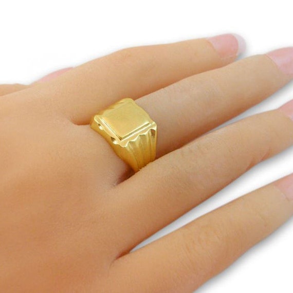 5 Grams 22 Karat 916 Hallmark Gold ring for Her 💍🔥 . Dm us for  order/enquiries @shriopjewellers / 📞+919560683854 . . . #jewellery… |  Instagram