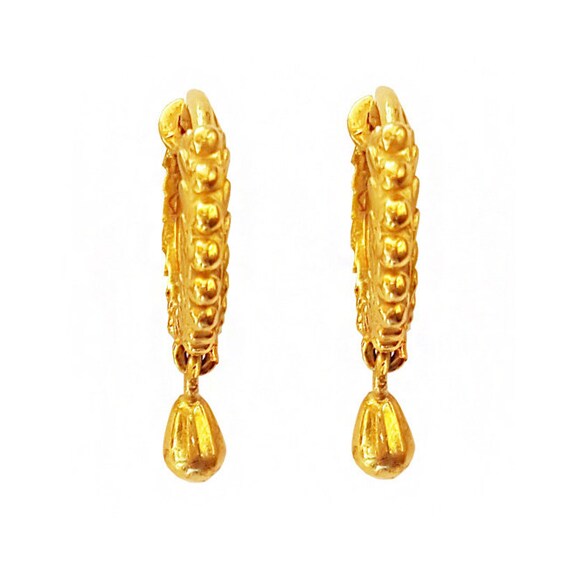 Hallmark gold earrings best sale designs