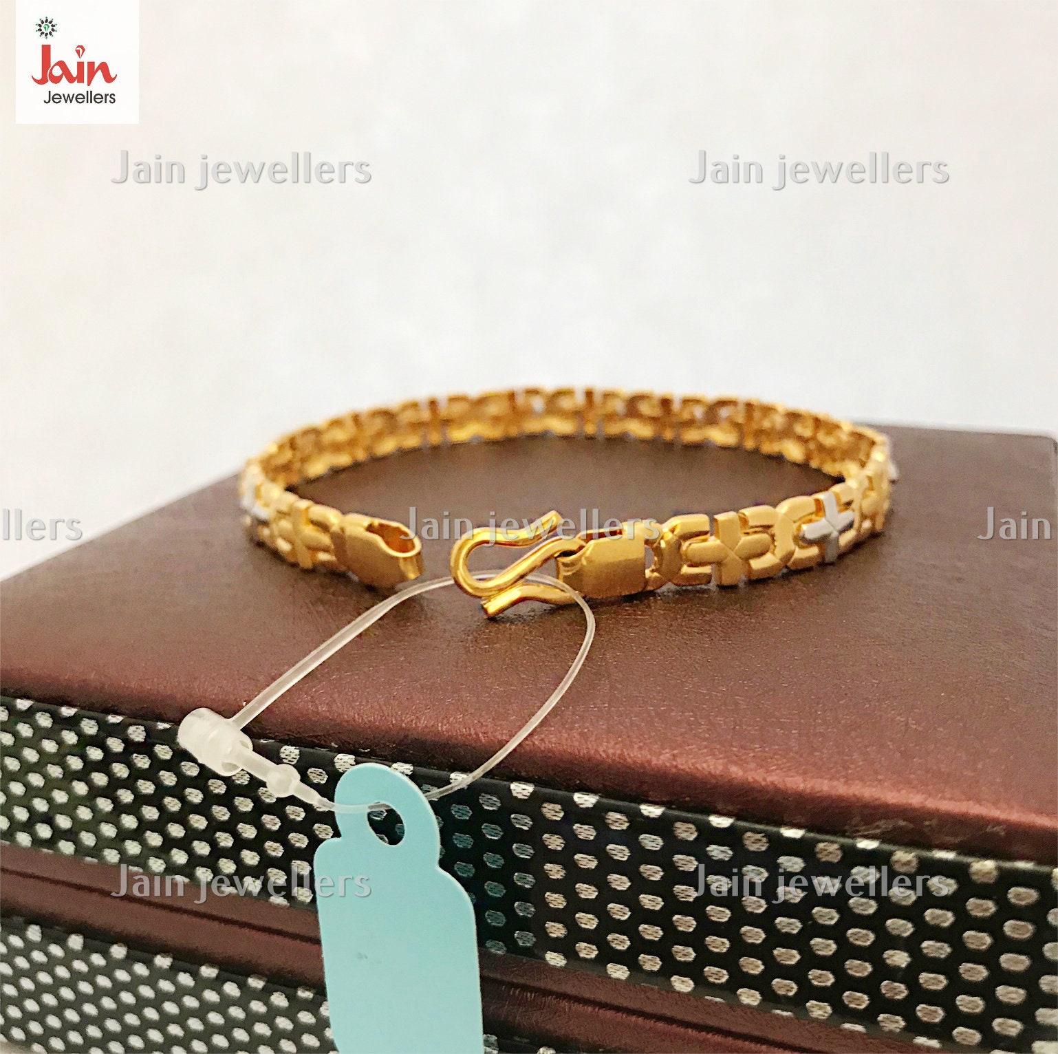 18Kt、22Kt ホールマーク刻印入り 本物のソリッドイエロー