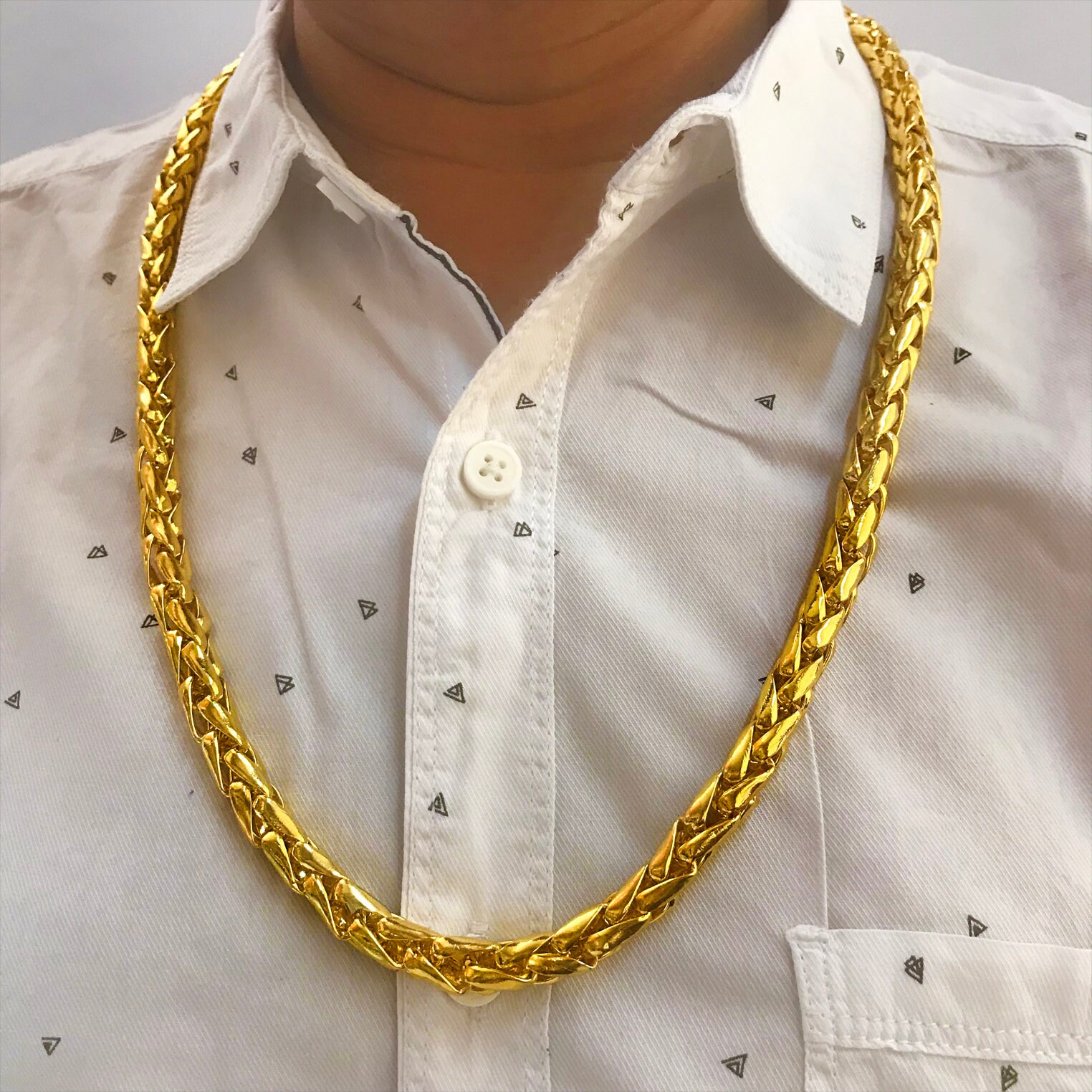 New look top gold chain