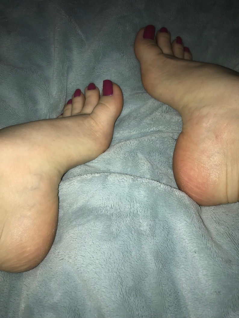 Latina Womens Feet