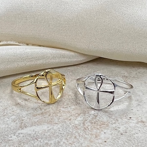 Egyptian Cross Ankh Ring in a Circle; 925 Sterling Silver