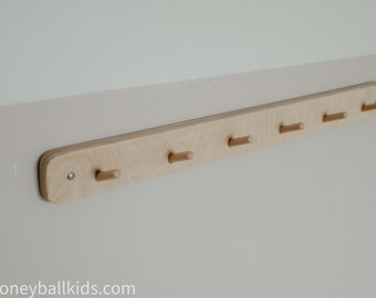 Wooden wall hanger