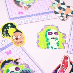 Beetlejuice Holographische Aufkleber - Geist mit den meisten - 80er Halloween - Horrorfilm -It&#39;s Showtime - Tim Burton inspiriert