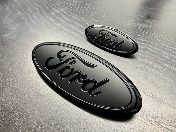 Premium Schutzabdeckung schwarz, mit weissen Nähten und weissem Ford-Emblem  - Ford Online-Zubehörkatalog