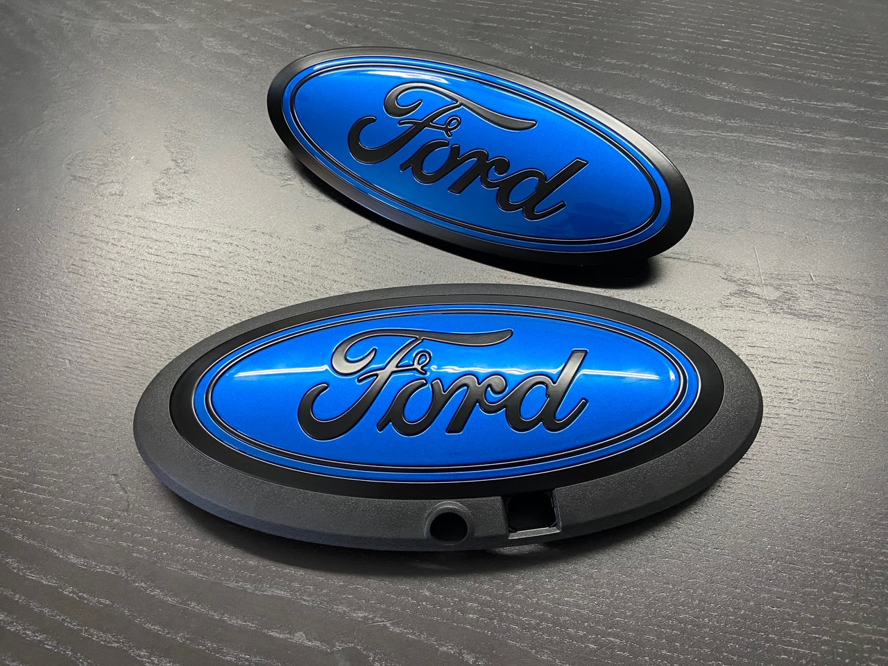 2021-23 F150 Custom Color Emblem set W/Camera