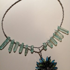 Anemone necklace