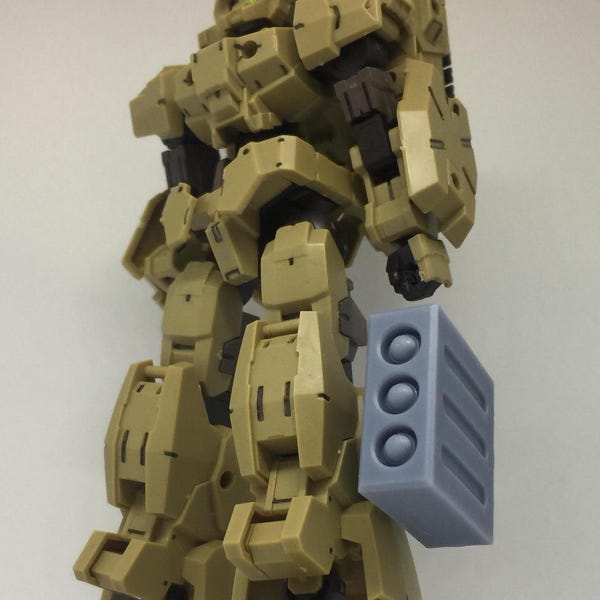 Zaku Leg Missile (Scale: 1/144 or 1/100)