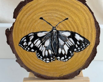 Marbled White butterfly art on wood slice with mini easel, hanging interior decoration, bedroom, kitchen and living room decor.