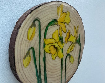 Daffodil spring flower art on wood slice with mini easel | hanging interior decoration | bedroom, kitchen and living room decor | spring art