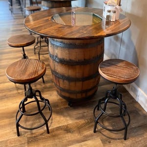 Whiskey barrel table - Etsy 日本