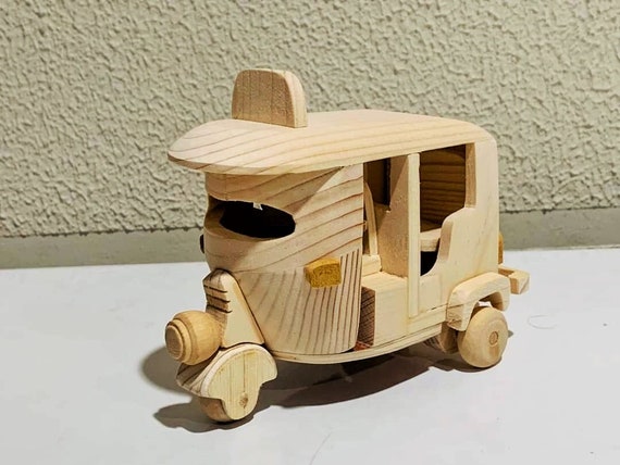 Personalisiertes Holz Tuk Tuk Auto Spielzeug für Kinder 2 Tuk Tuk  Holzspielzeug Montessori Holzspielzeug Holzspielzeug für Kleinkinder Holz  Fahrzeuge - .de