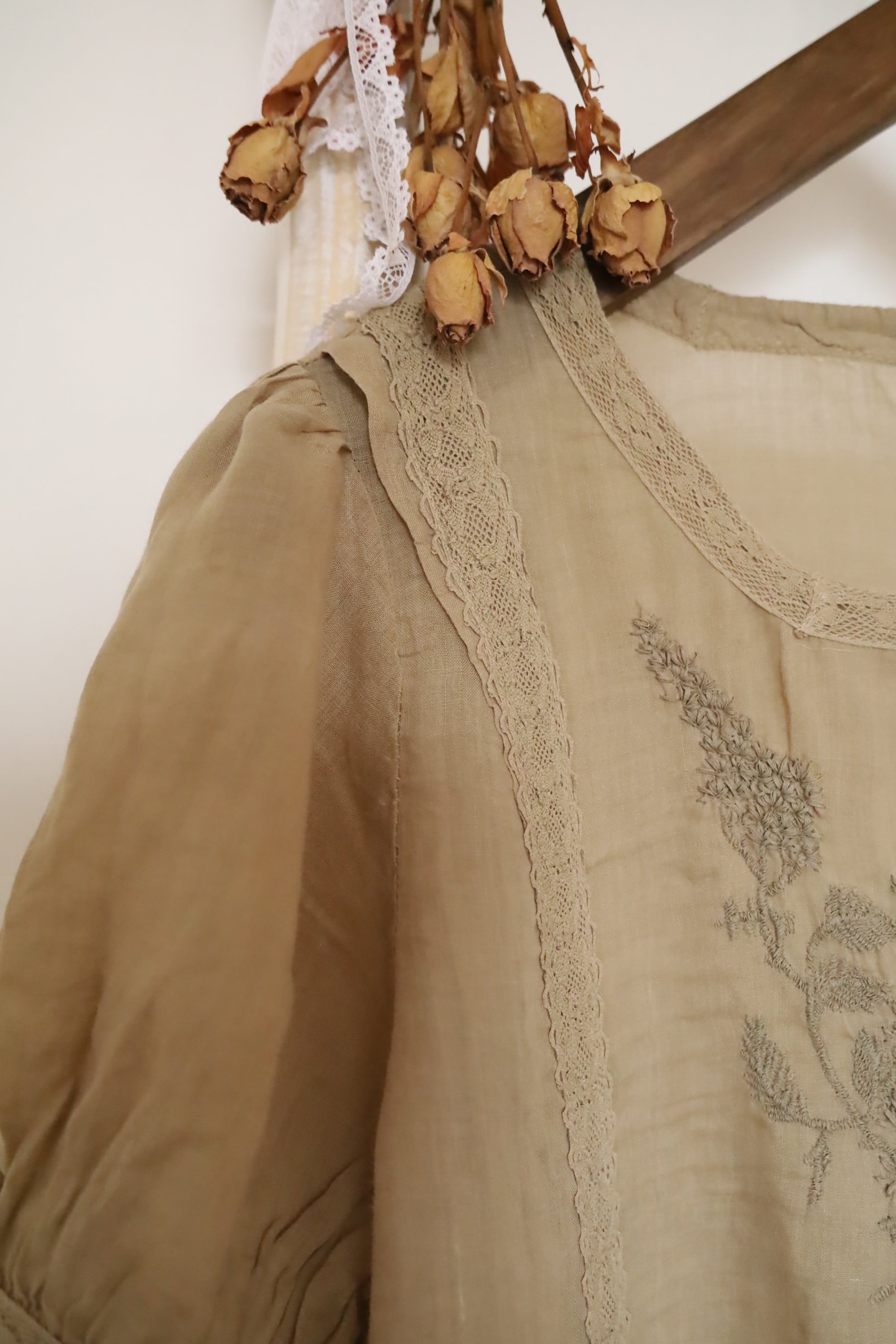 Vintage Embroidered Ramie Blouse