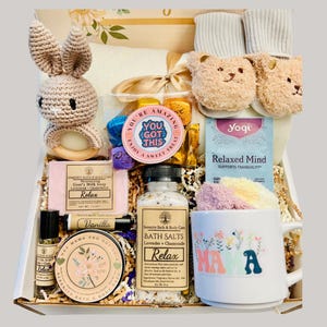 Conjunto de presentes para novas mães, caixa de cobertor de luxo Hygge Gifts, presente aconchegante para novas mães, presente atencioso para novas mães, cesta de presentes para spa, pacote de autocuidado para novas mães