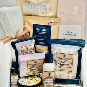 Deluxe Self Care Gift Box for Women – Sympathy Gift, Birthday Gift, Christmas Spa Set, Pamper Gift, Relaxation Box, Thinking of You Gift Box