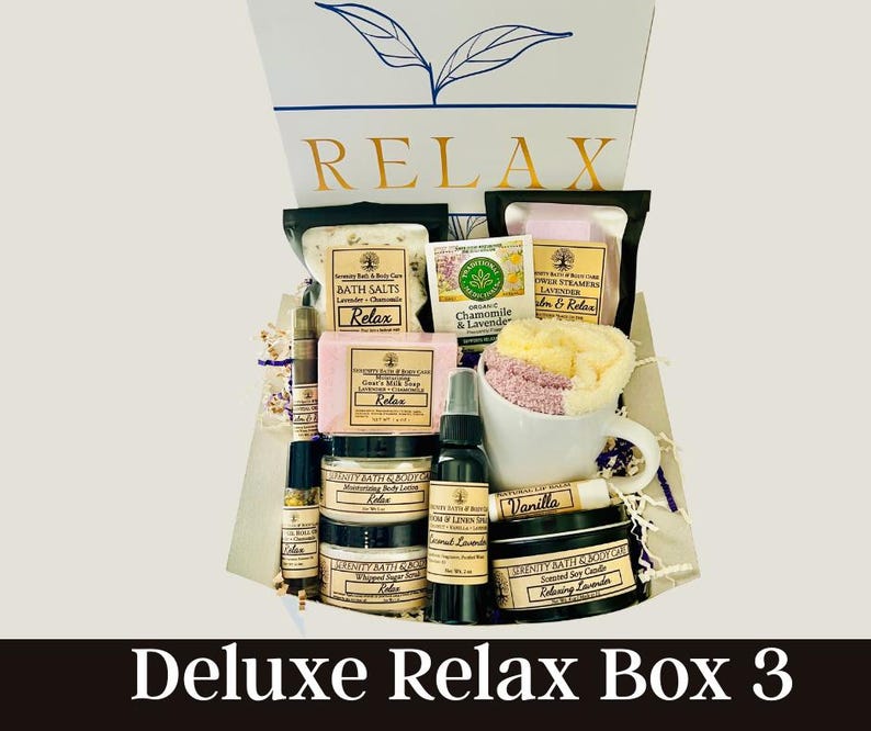 Self care spa gift box for women with bath and body relaxation set

Valentine’s Day self care gift box for her with candle soap and bath salts

Luxury relaxation gift set for women birthday and Mother’s Day gift

Spa care package for women thank you and sympathy gift box

Pamper gift box with soap scrub lotion and relaxation items