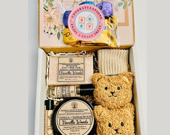 New Mom Gift Box – Pregnancy Gift Basket – New Mom & Baby Gift Set – Postpartum Care Package, Self Care Gift for New Mom, Expecting Mom Gift