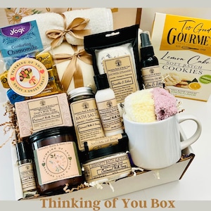 Hygge Gift Large Spa Gift Basket with Blanket Housewarming & Sympathy, Warm and Cozy Gift Box, Birthday Gift for Her, New Mom Gift, Spa Gift