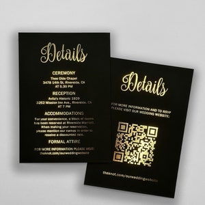 Tarjeta con detalles de boda en dorado, información para invitados, alojamiento, recepción, ceremonia, instrucciones, atuendo, obsequios