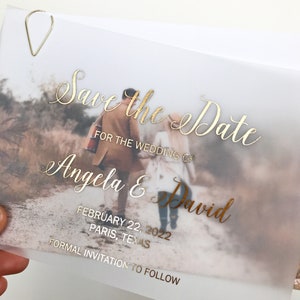 Elegante Gold folierte Pergament und Foto Save the Date Karte. Personalisierte Hochzeitseinladung mit dem Namen des Brautpaares, Silber, Roségold, Schwarz