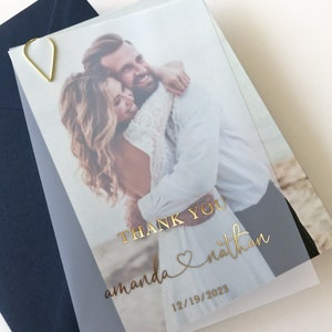 Hochzeit Dankeskarte aus Pergamentpapier mit Goldfolie. Semi Transparent Frosted Danksagungs-Karte mit Paar Foto - Rosegold, Silber, Gold