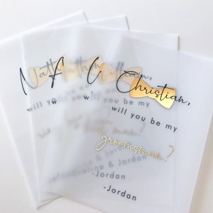 Você será meu padrinho de casamento, cartão personalizado em velino folheado a ouro com gravata borboleta para padrinho, portador de alianças, celebrante ou qualquer outra função.