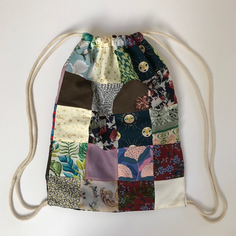 Mochila con cordón de patchwork imagen 3