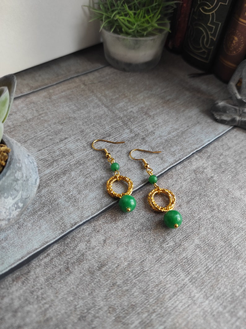 Boucles d'oreilles pendantes dorées avec perles en jade naturelle, crochet en acier inoxydable image 9