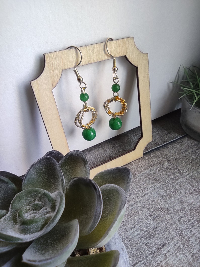 Boucles d'oreilles pendantes dorées avec perles en jade naturelle, crochet en acier inoxydable image 5