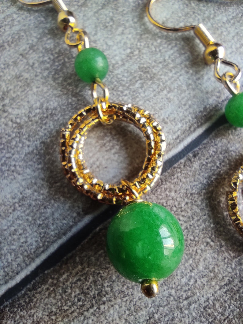Boucles d'oreilles pendantes dorées avec perles en jade naturelle, crochet en acier inoxydable image 6