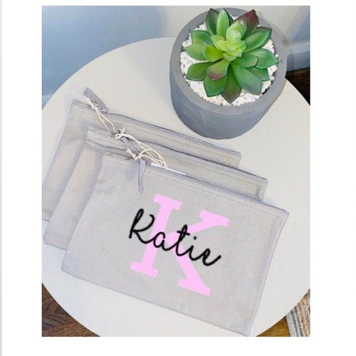 Personalised Makeup Bag | Cosmetic Bag | Bride Bridesmaid Gift | Hen Night Party Clutch Bag | Gifts For Her | Birthday Gift