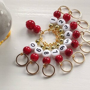 Row counter, knitting counter.  Chain row counters, for up to 6mm needles.