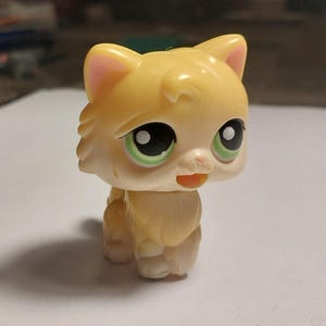 Persian Cat Littlest Pet Shop LPS authentic magic motion collectible Original Green Orange G1 Generation Gen 1 Unique Licking Moving rare