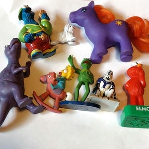 Vintage toy lot bundle sesame street cartoon Simpsons figures pvc 90s 80s retro mcdonalds figure cookie monster collectible Kermit muppets