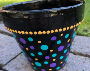 Maceta de planta de arte de puntos pintada a mano