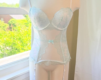 2000s Victoria’s Secret Mint Green/White Lacy Bustier 36D Padded Underwire
