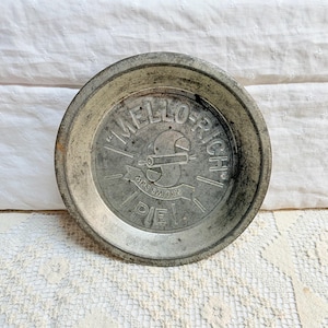 1930s Mrs. Smith&#39;s MELLO-RICH Pie Tin,  Embossed with Vent Holes - 9.6&quot; Metal Pastry Pan