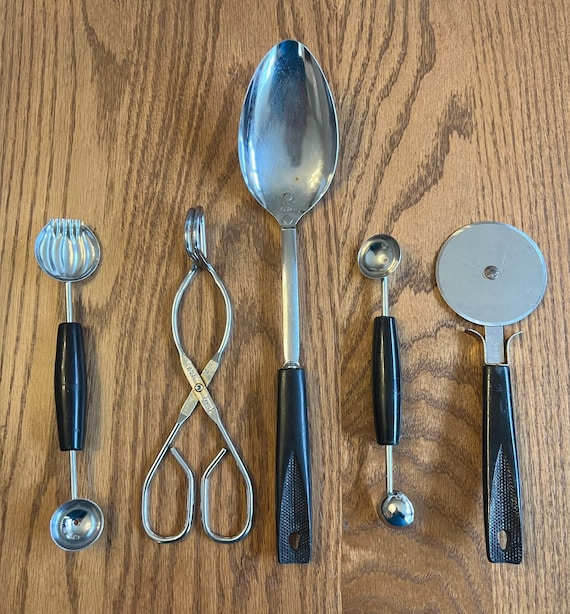 Vintage Ekco Gadgets & Utensils Black Bakelite Handled Kitchen Tools and  Tongs 