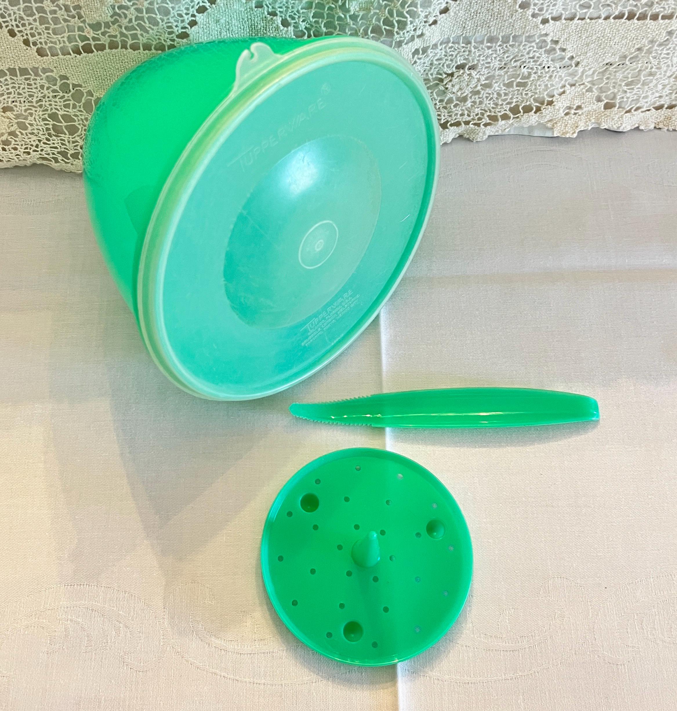 Tupperware 4 Pc -jadeite Crisp-it Lettuce Keeper, Domed Lid, Spike ...