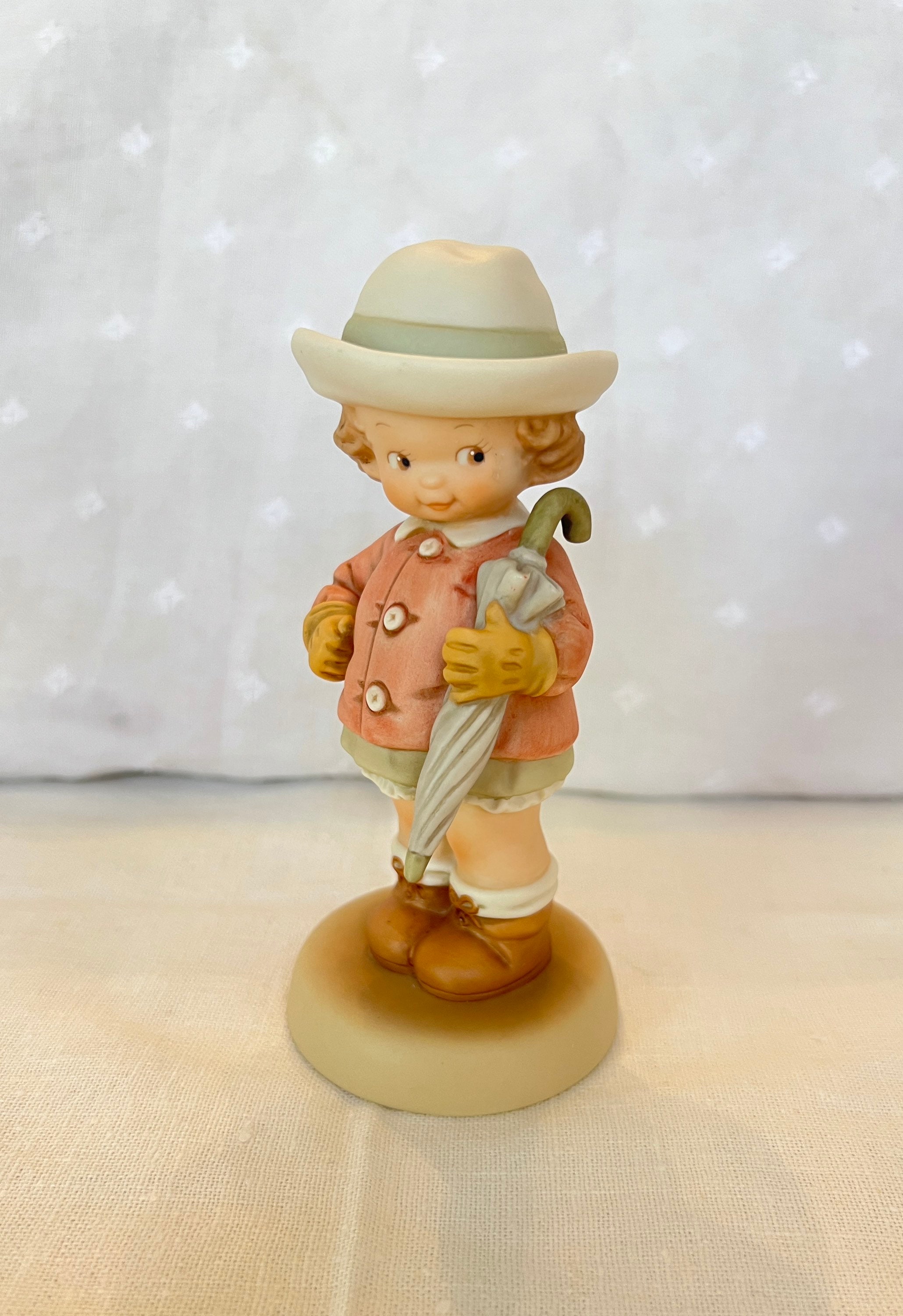 マーベルルーシーアトウェル memories of yesterday Lucie Attwell