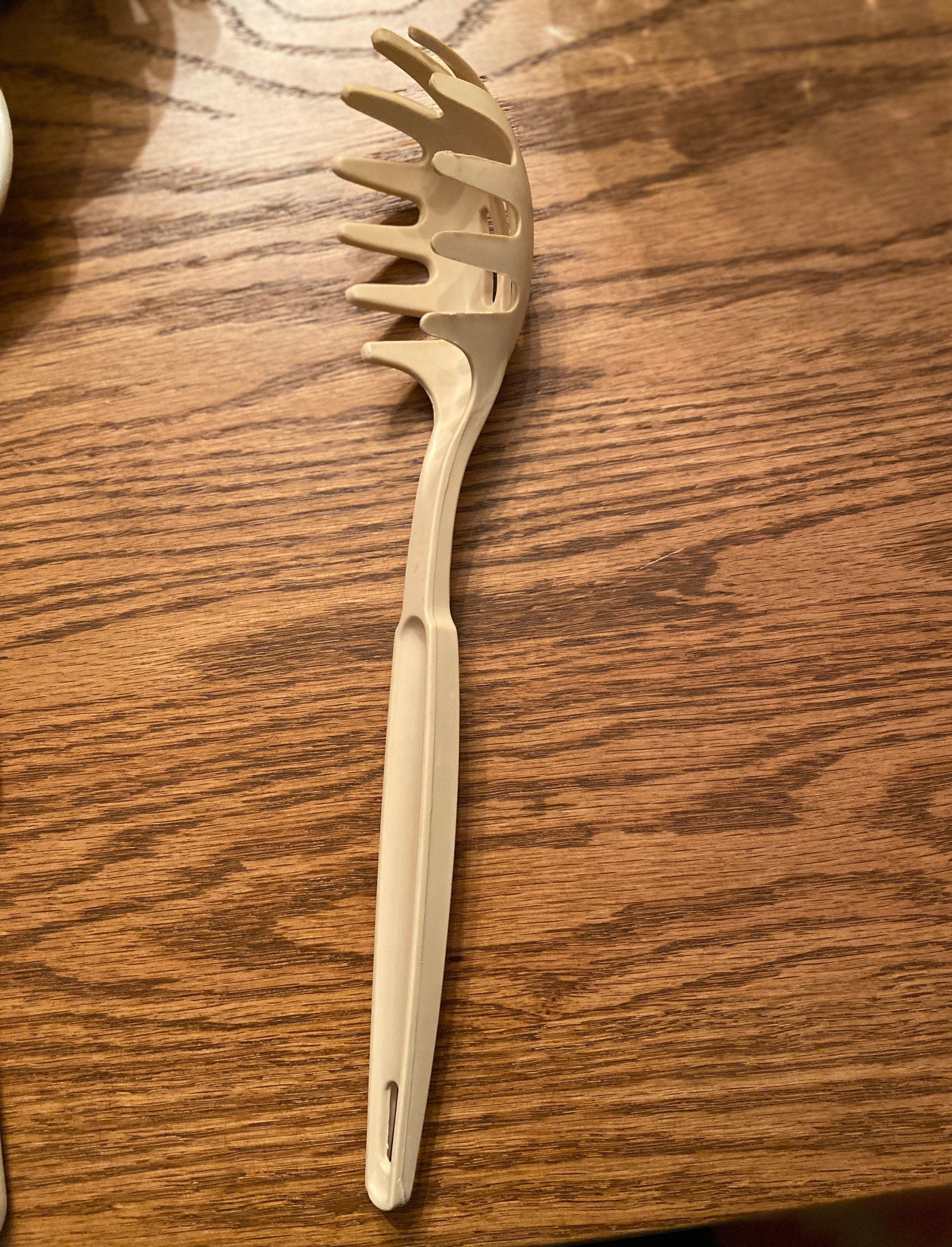 Cucchiaio Per Spaghetti Zyliss - Con Manico In Paglia Di Grano E Testa In Nylon, 31cm, Grigio, Antiaderente