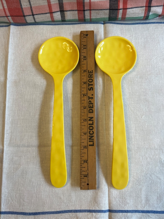 Kitchen Utensils Assortment - Plastic, Two Tone